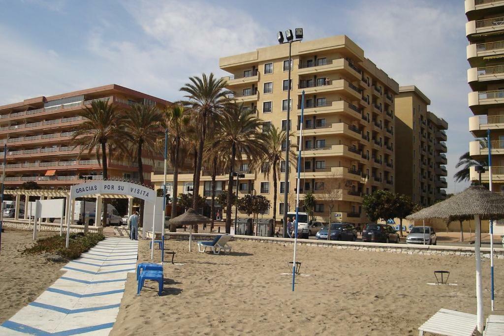 Beachfront Apartment In Fuengirola New Exteriér fotografie